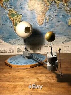 A Vintage Planetarium Orrery Showing Earth And Moon Phases Around The Sun 1965 2