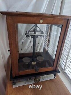 Antique Chemical Balance By Reynolds And Branson Circa 1900