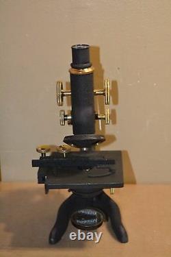 Antique Ernst Leitz Wetzlar Cast Iron Brass Microscope with Lens Case Extras
