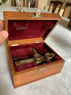 Antique Leitz Brass Microscope with Mechanical Over-stage circa 1919, Cased