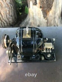 Antique electric motor KNAPP little motor runs great