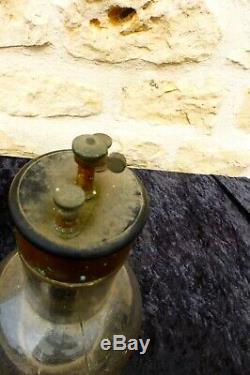 Antique scientific items Edison cell Grenet battery
