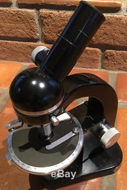 SM-Pol Simple Polarizing Microscope by E. Leitz