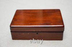 Unsigned Cary-Gould type folding-foot microscope c. 1840 in mahogany box