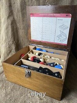 VINTAGE 1950s ATOMIC MODELLING KIT, COURTAULD, BY GRIFFIN & GEORGE / CHEMISTRY